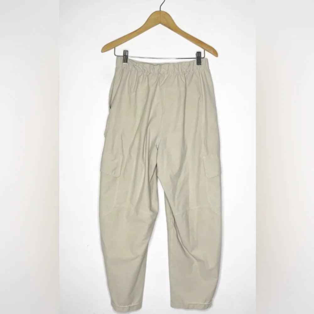 NWT Lululemon Women's Light Utilitech Cargo Pocket High-Rise Pant Size 27 khaki